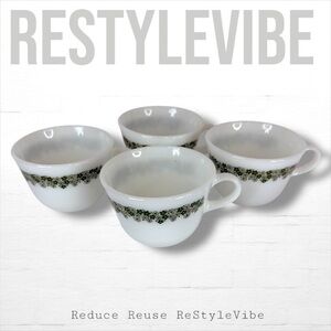 CORNING VINTAGE Lot Of 4 Mugs Cups Milk Glass Green Daisy Pattern Retro